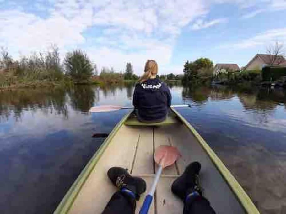 Gezellige Pipo Met Grote Schommel Aan Het Water Villa Medemblik Eksteriør billede